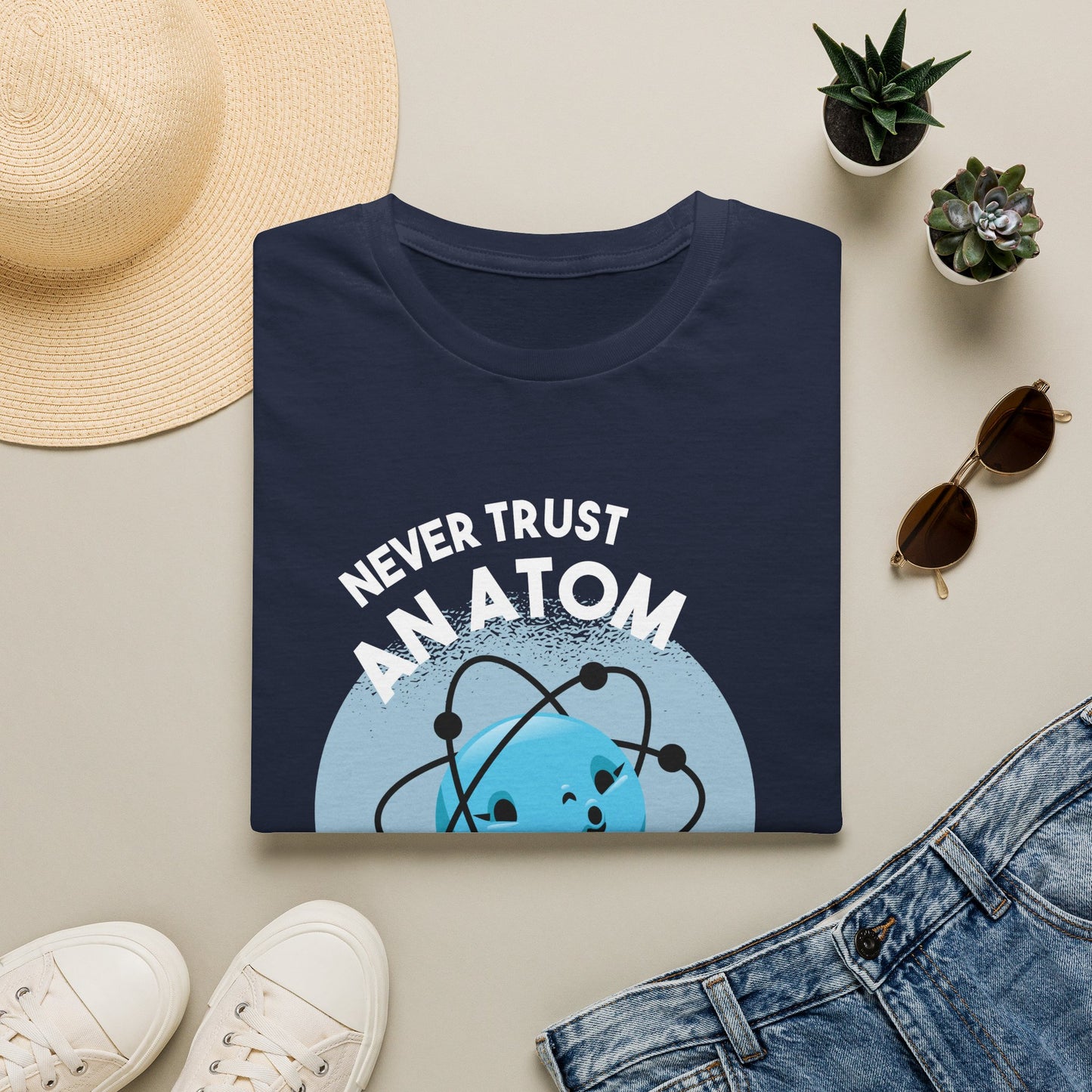 Everything Is Made Of Atoms - Physics T-Shirt